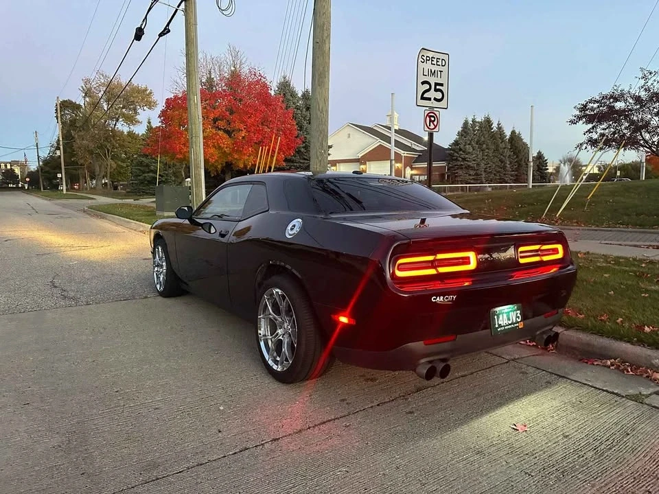 2015 Dodge Challenger 3rd Gen - Image 3 of 5