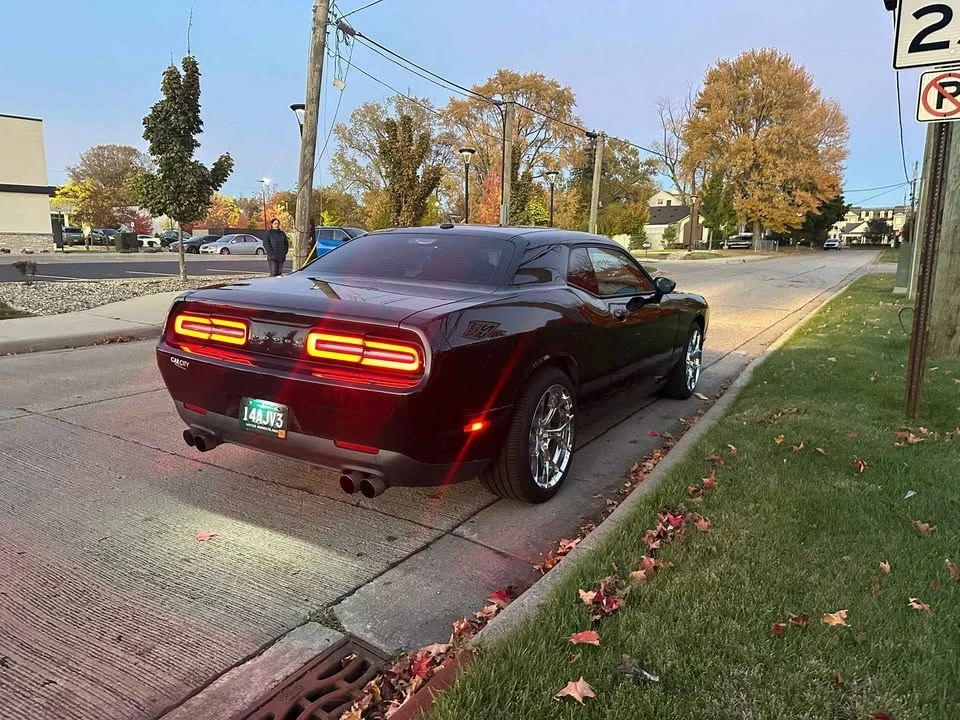 2015 Dodge Challenger 3rd Gen - Image 4 of 5