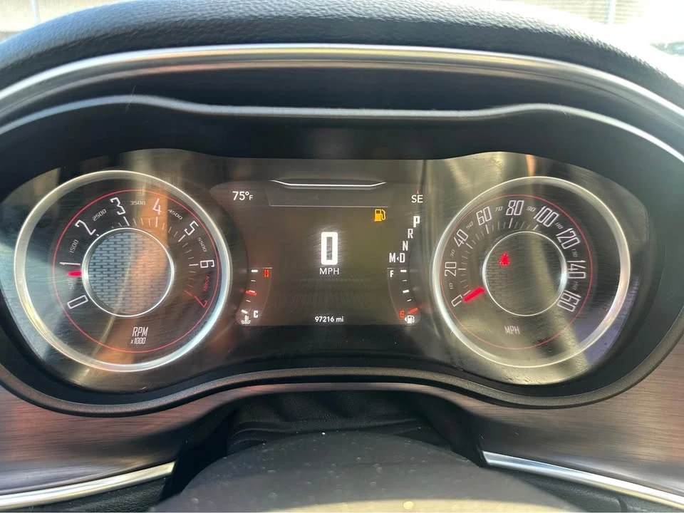 2015 Dodge Challenger 3rd Gen - Image 10 of 11
