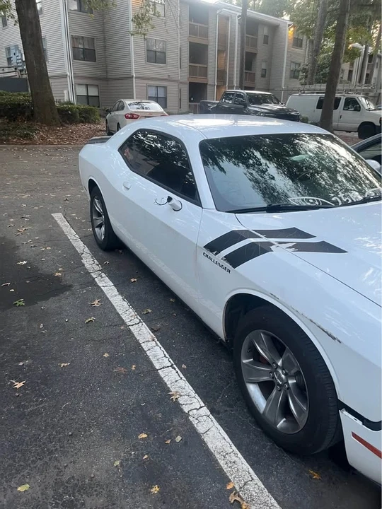2015 Dodge Challenger 3rd Gen - Image 2 of 4