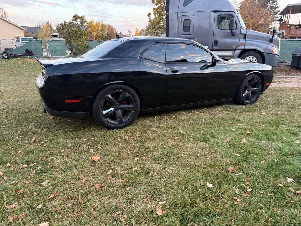 2015 Dodge Challenger 3rd Gen - Image 9 of 17