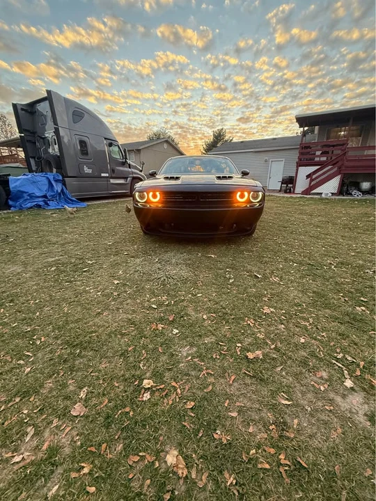 2015 Dodge Challenger 3rd Gen - Image 3 of 17
