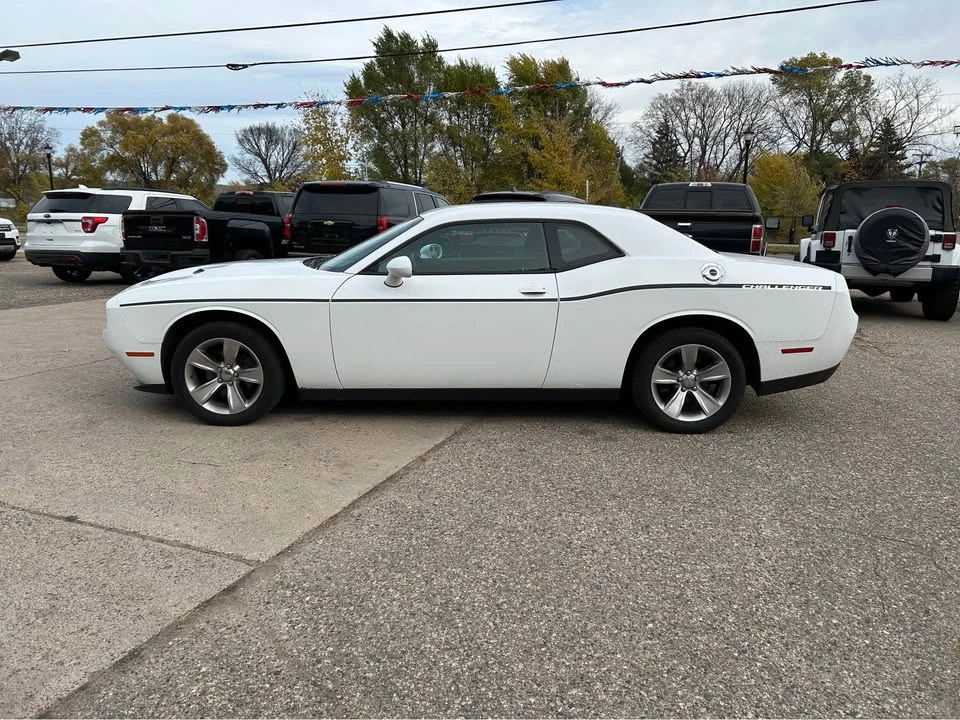 2015 Dodge Challenger 3rd Gen - Image 2 of 16