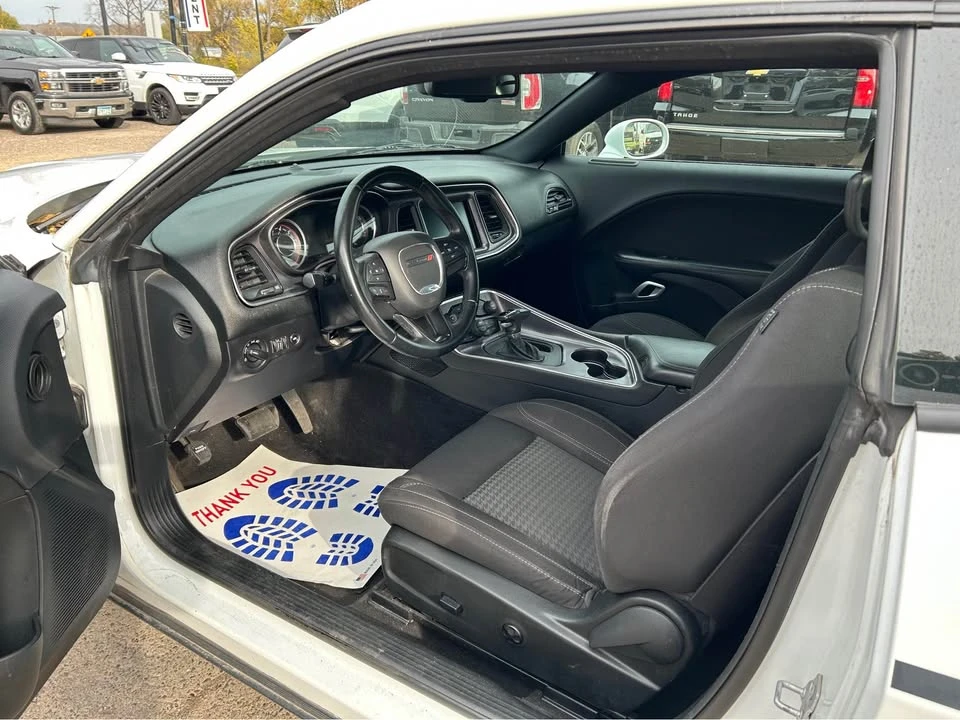 2015 Dodge Challenger 3rd Gen - Image 13 of 16