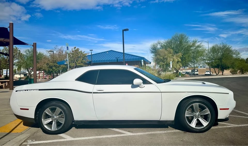 2015 Dodge Challenger 3rd Gen - Image 4 of 14