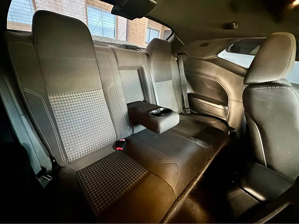 2015 Dodge Challenger 3rd Gen - Image 9 of 14