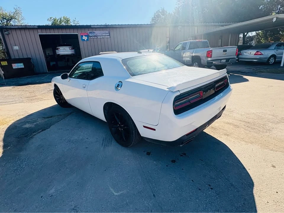 2015 Dodge Challenger 3rd Gen - Image 15 of 20