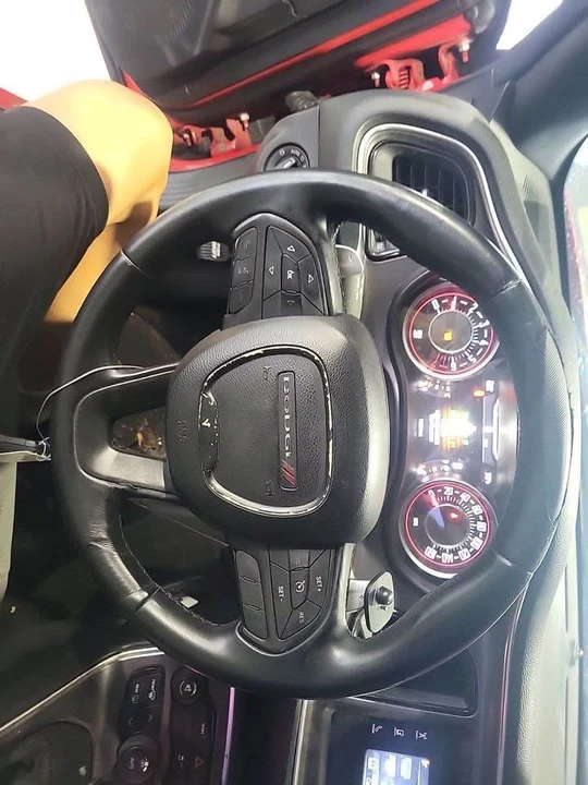 2015 Dodge Challenger 3rd Gen - Image 6 of 11