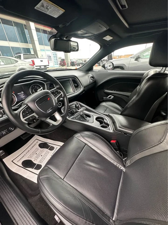 2015 Dodge Challenger 3rd Gen - Image 5 of 9