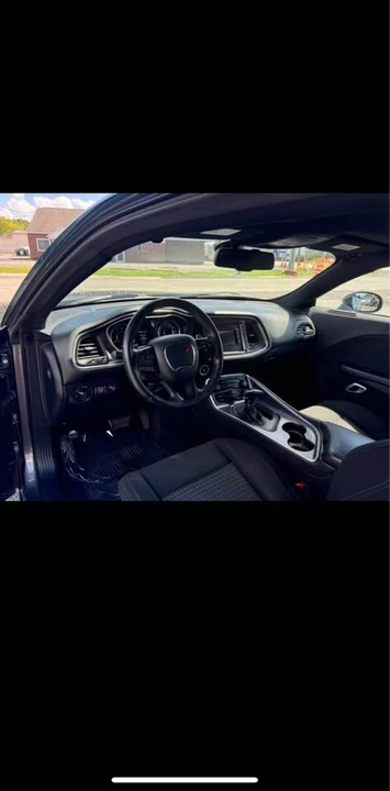 2015 Dodge Challenger 3rd Gen - Image 4 of 9