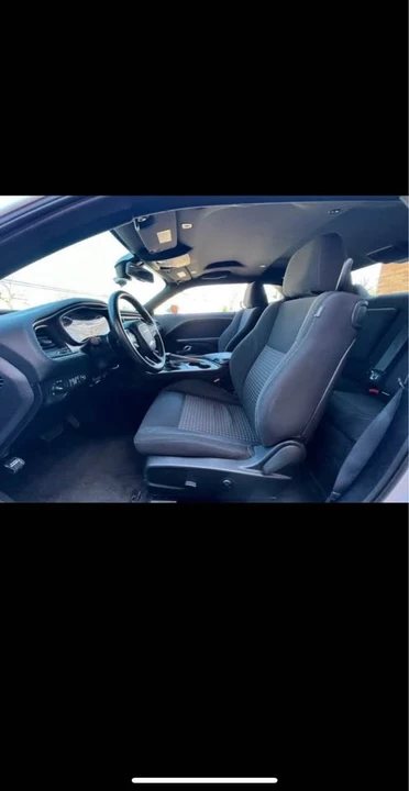 2015 Dodge Challenger 3rd Gen - Image 5 of 9