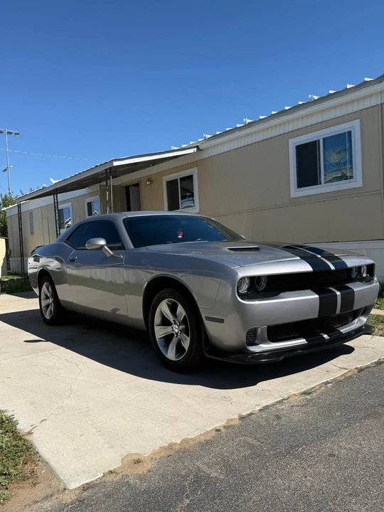 2015 Dodge Challenger 3rd Gen - Image 2 of 9