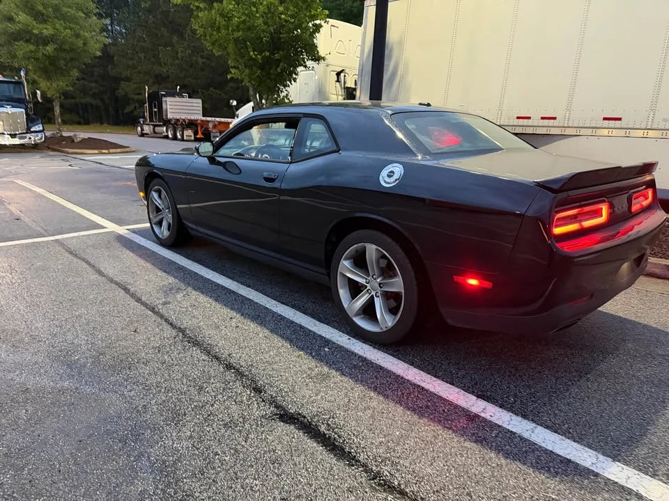 2015 Dodge Challenger 3rd Gen - Image 2 of 6