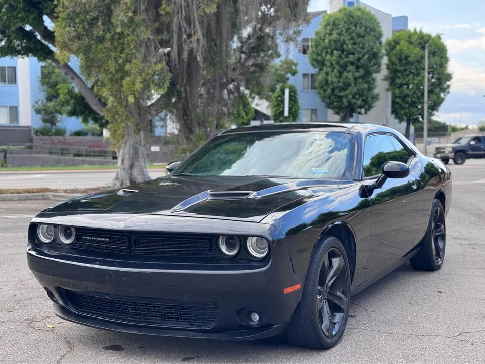 2015 Dodge Challenger 3rd Gen - Image 2 of 10