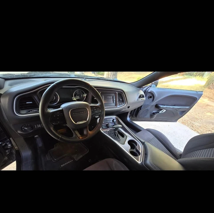 2015 Dodge Challenger 3rd Gen - Image 4 of 5