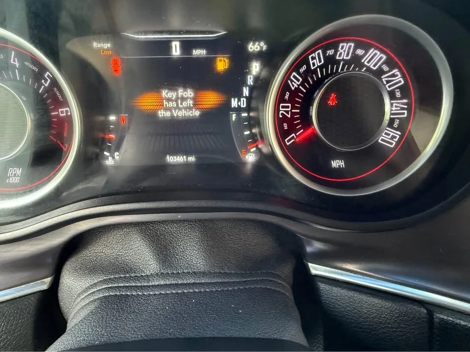 2015 Dodge Challenger 3rd Gen - Image 14 of 19