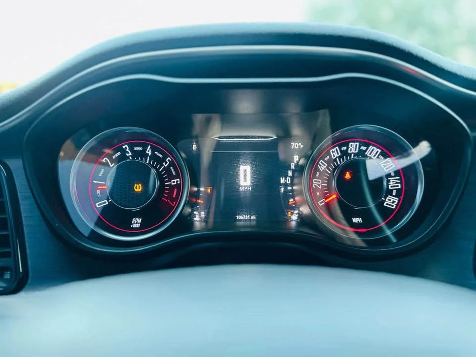 2015 Dodge Challenger 3rd Gen - Image 16 of 16