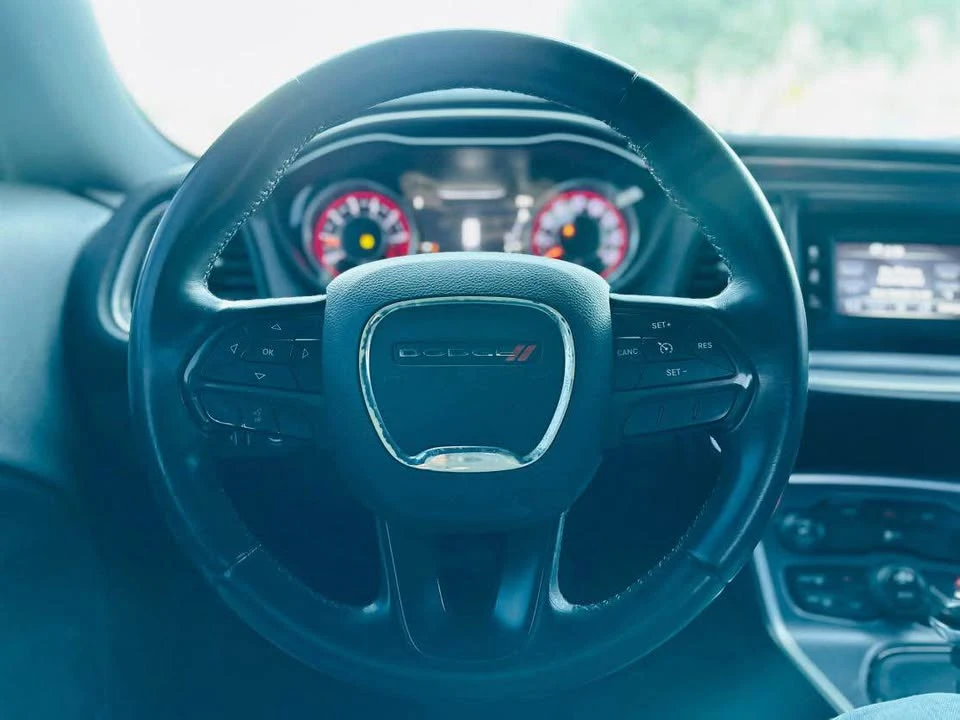 2015 Dodge Challenger 3rd Gen - Image 10 of 16