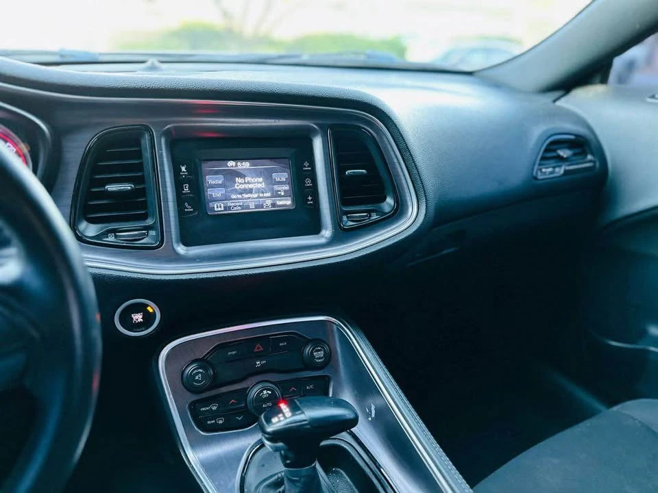 2015 Dodge Challenger 3rd Gen - Image 15 of 16