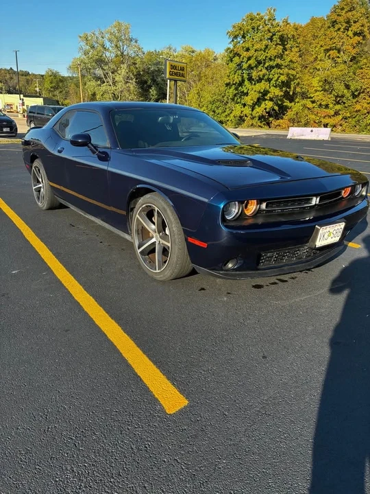2015 Dodge Challenger 3rd Gen - Image 2 of 11