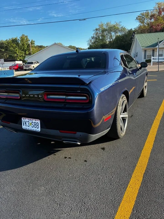 2015 Dodge Challenger 3rd Gen - Image 3 of 11