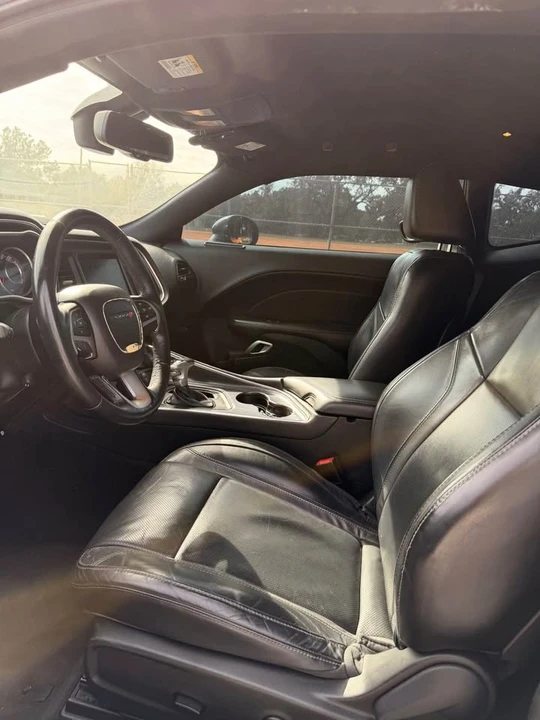 2015 Dodge Challenger 3rd Gen - Image 11 of 14