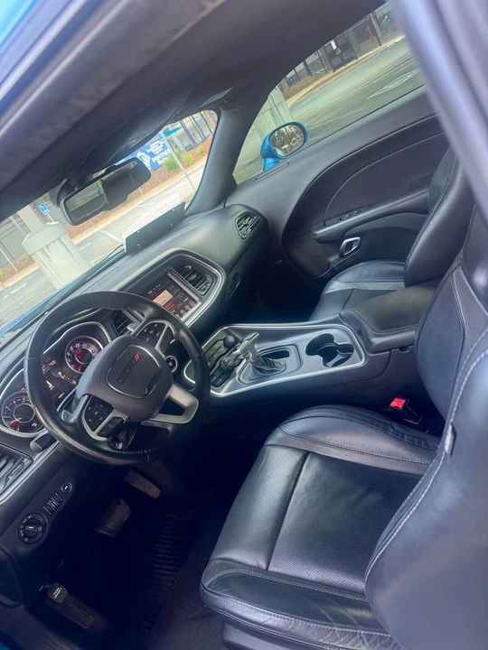 2015 Dodge Challenger 3rd Gen - Image 9 of 10