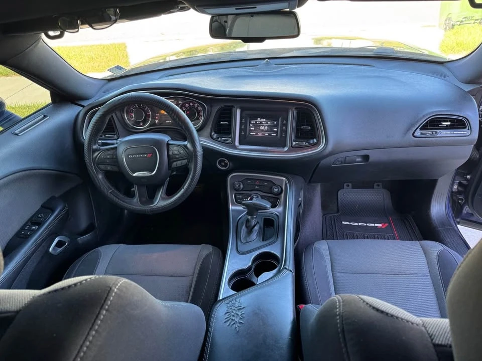 2015 Dodge Challenger 3rd Gen - Image 16 of 19