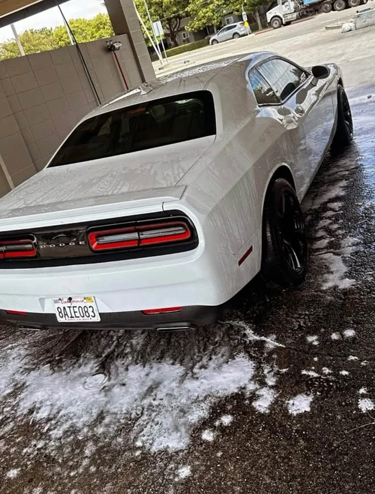 2015 Dodge Challenger 3rd Gen - Image 2 of 6