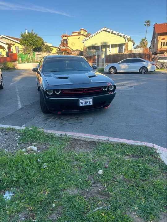 2015 Dodge Challenger 3rd Gen - Image 9 of 10