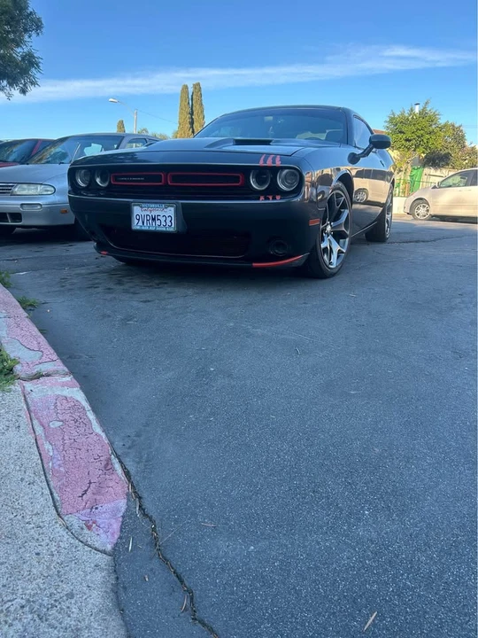2015 Dodge Challenger 3rd Gen - Image 2 of 10