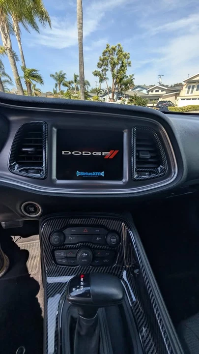 2015 Dodge Challenger 3rd Gen - Image 10 of 19