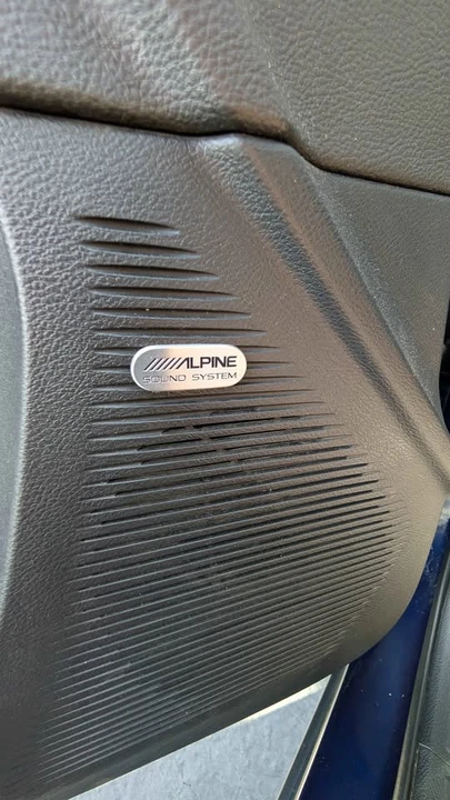 2015 Dodge Challenger 3rd Gen - Image 13 of 19