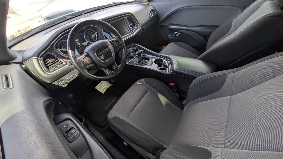 2015 Dodge Challenger 3rd Gen - Image 16 of 19