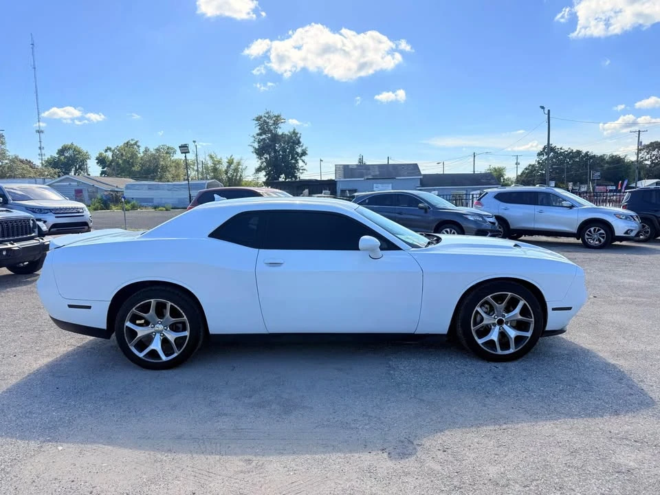 2015 Dodge Challenger 3rd Gen - Image 5 of 11