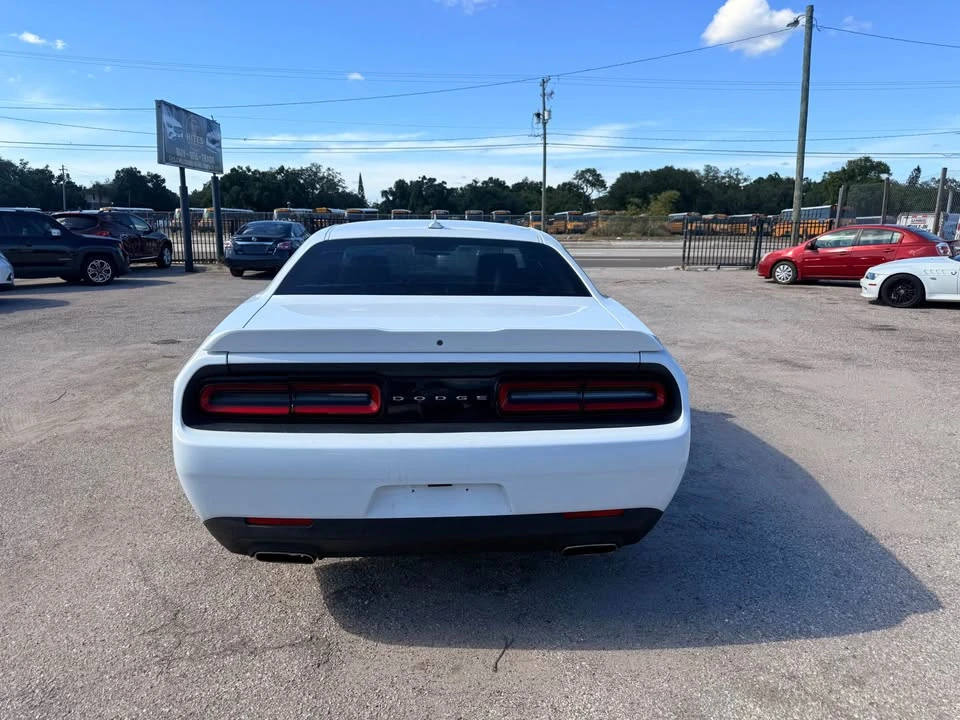 2015 Dodge Challenger 3rd Gen - Image 6 of 11