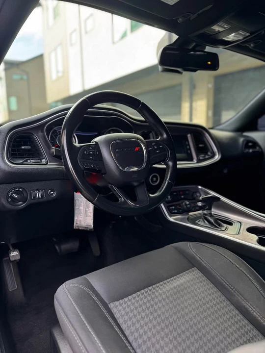 2015 Dodge Challenger 3rd Gen - Image 8 of 15