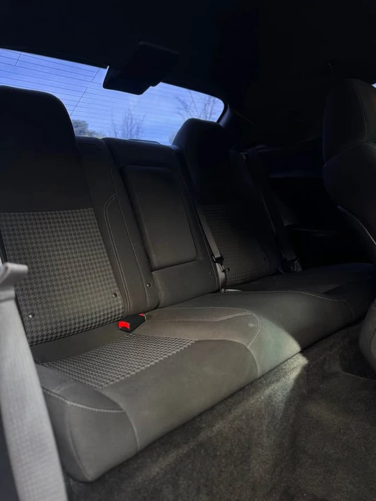 2015 Dodge Challenger 3rd Gen - Image 14 of 15