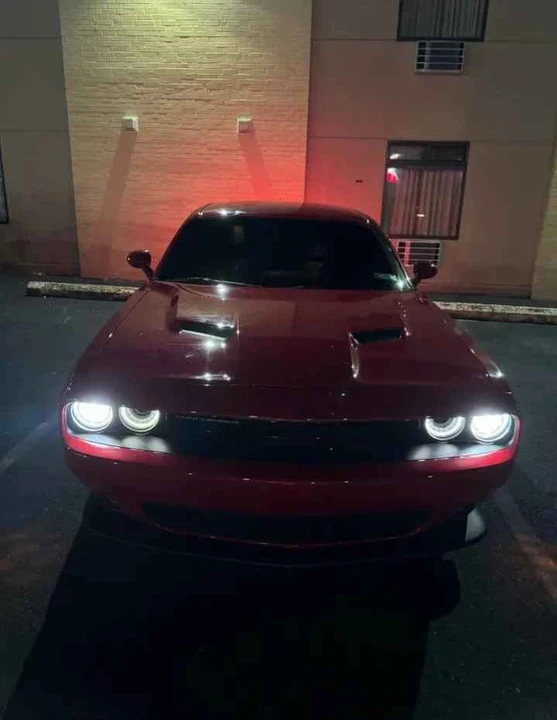 2015 Dodge Challenger SRT8 & 392 3rd Gen - Image 10 of 15