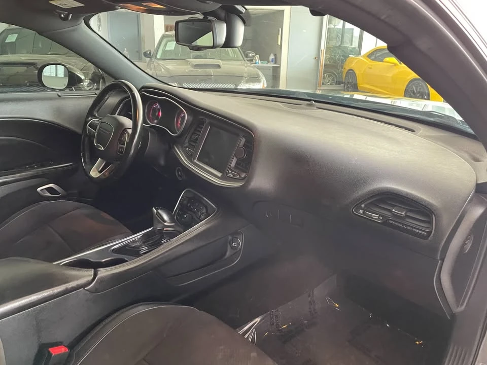 2015 Dodge Challenger 3rd Gen - Image 15 of 20