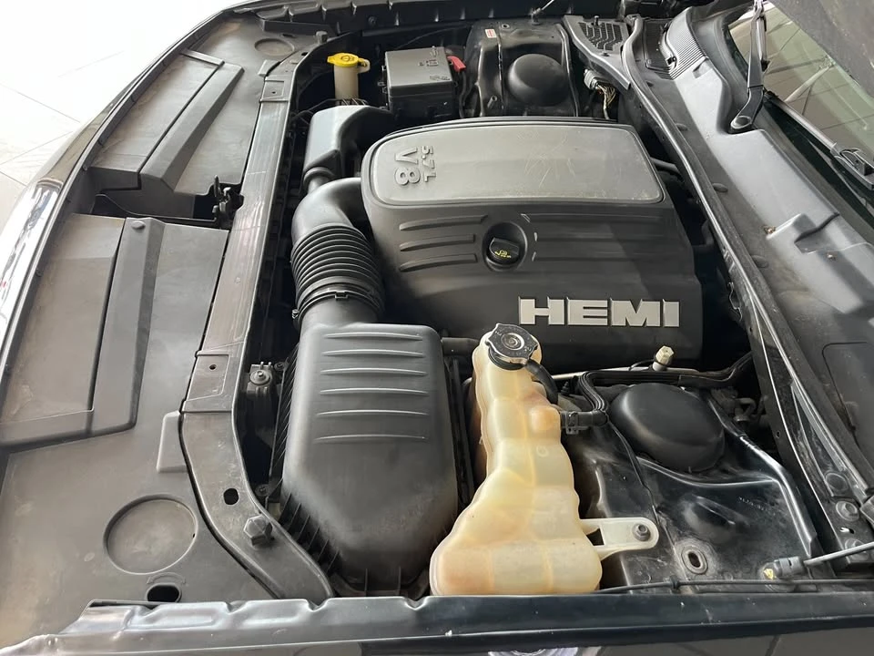 2015 Dodge Challenger 3rd Gen - Image 18 of 20