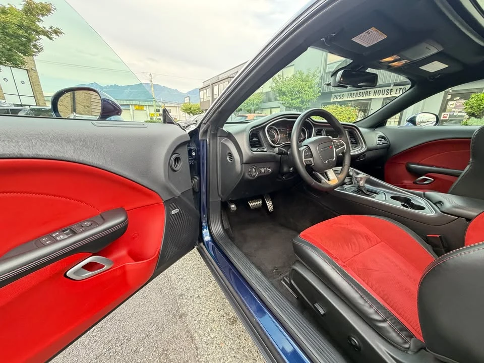 2015 Dodge Challenger 3rd Gen - Image 9 of 16