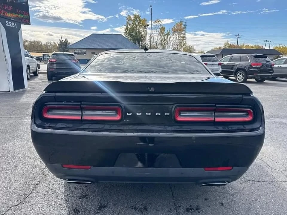 2015 Dodge Challenger 3rd Gen - Image 4 of 13