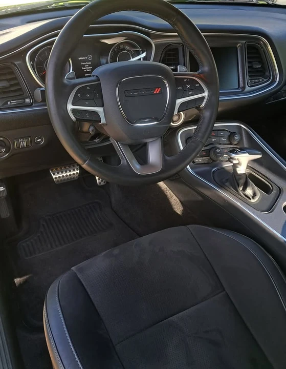 2015 Dodge Challenger 3rd Gen - Image 15 of 20