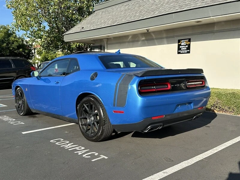 2015 Dodge Challenger SRT8 & 392 3rd Gen - Image 3 of 11