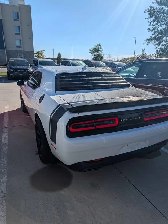 2015 Dodge Challenger SRT8 & 392 3rd Gen - Image 3 of 10