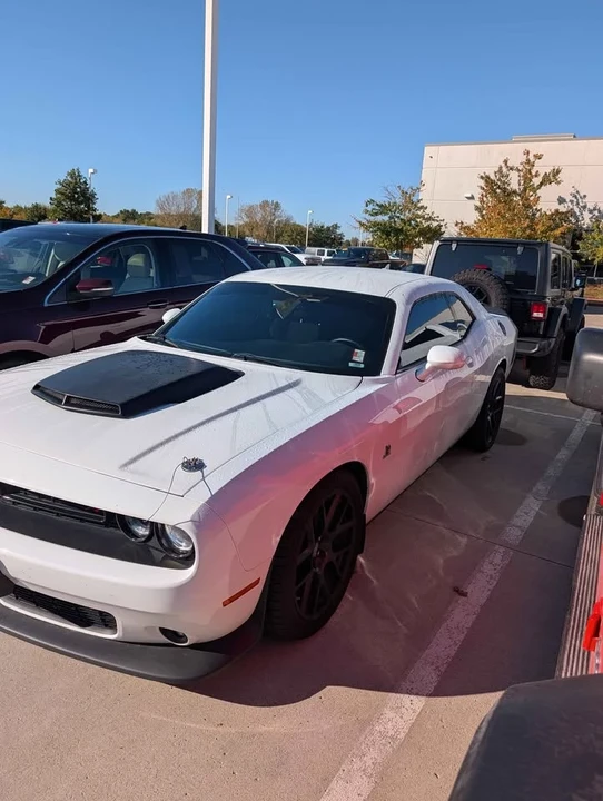 2015 Dodge Challenger SRT8 & 392 3rd Gen - Image 2 of 10