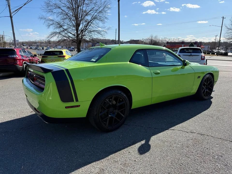 2015 Dodge Challenger SRT8 & 392 3rd Gen - Image 4 of 20