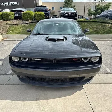 2015 Dodge Challenger R/T Shaker