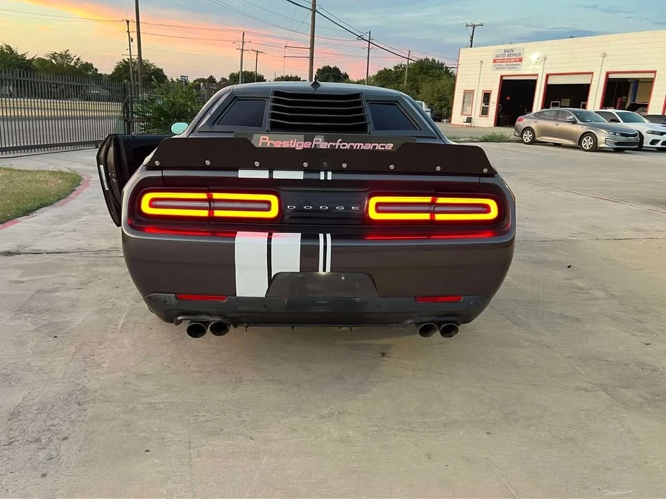 2015 Dodge Challenger 3rd Gen - Image 9 of 16